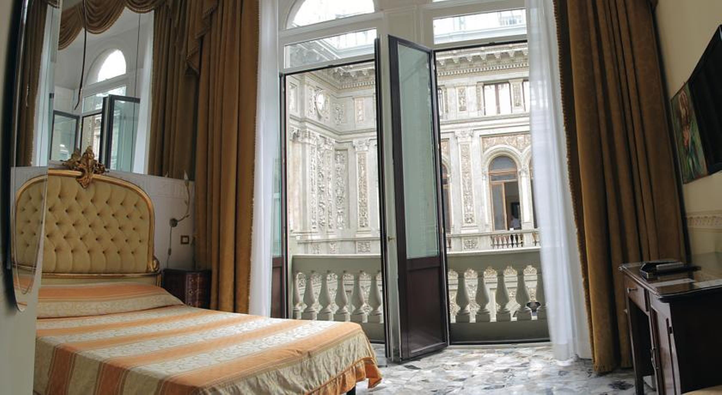 B&B Art Suite Santa Brigida Napoli Exterior foto