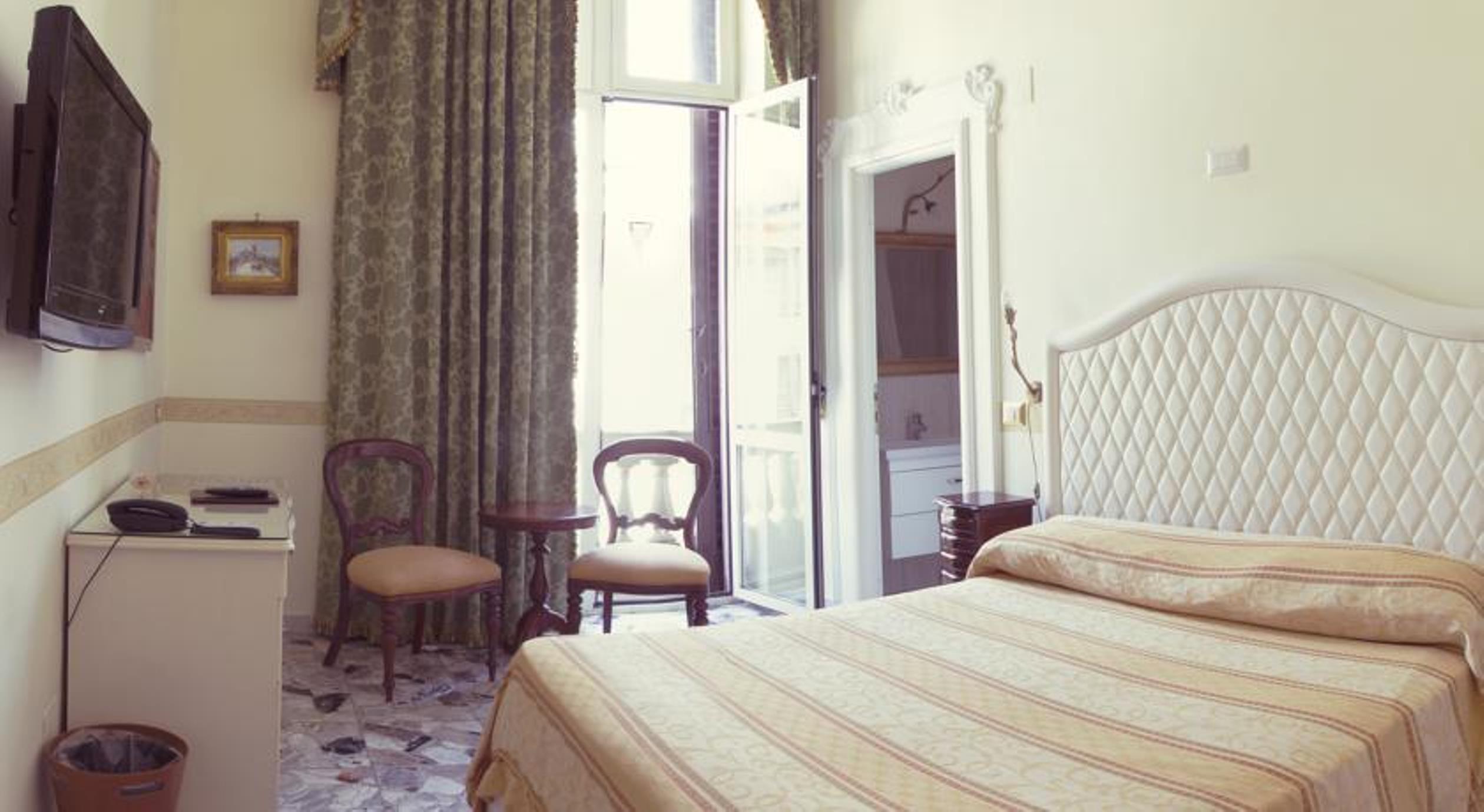 B&B Art Suite Santa Brigida Napoli Exterior foto