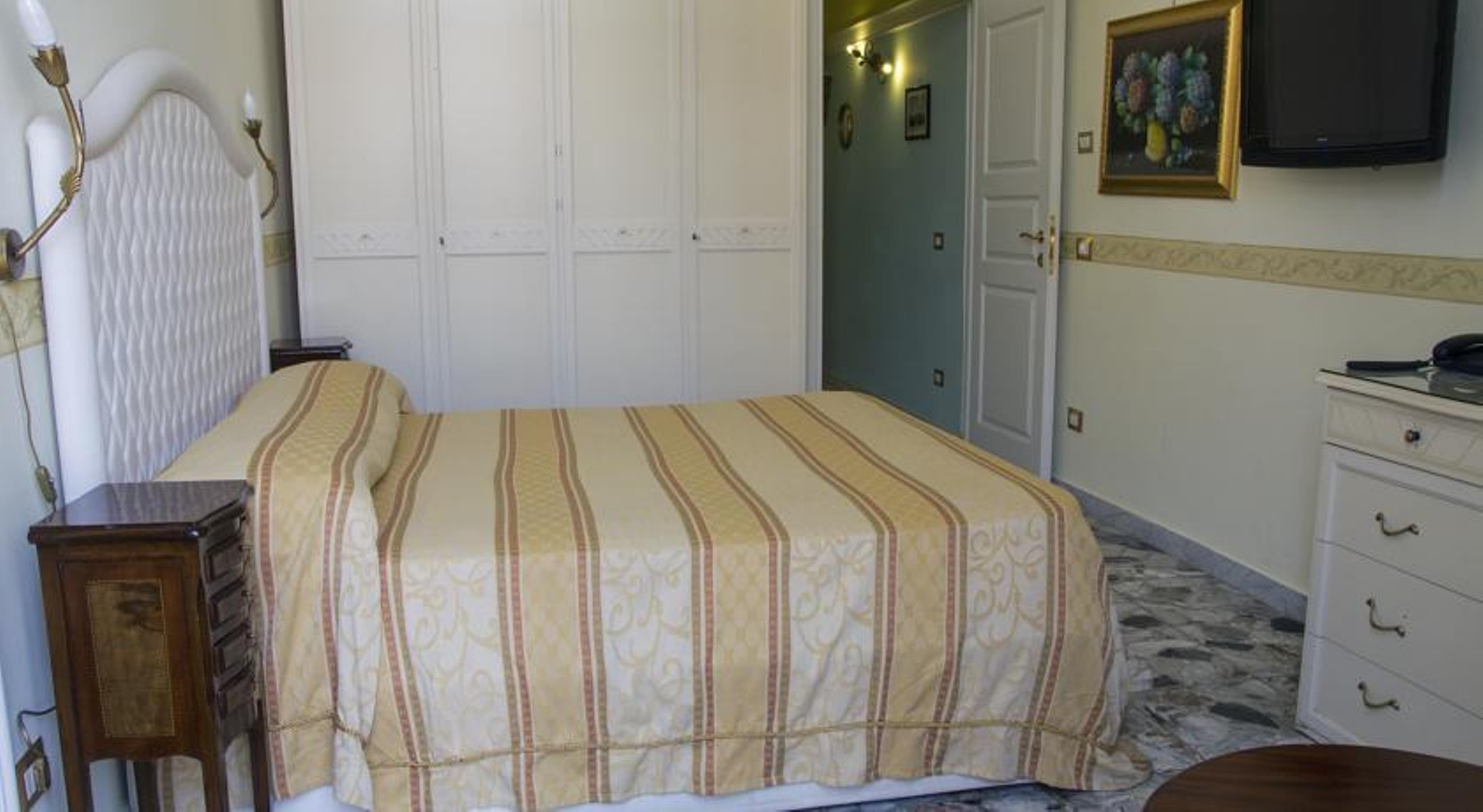 B&B Art Suite Santa Brigida Napoli Exterior foto